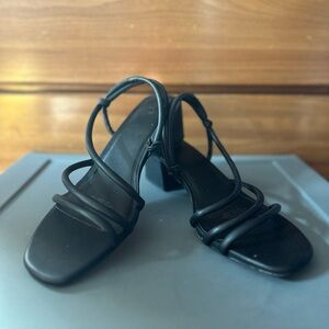 Heeled Sandals 🩴